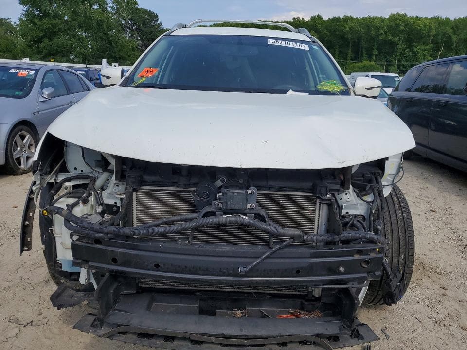 2017 NISSAN ROGUE SV 5