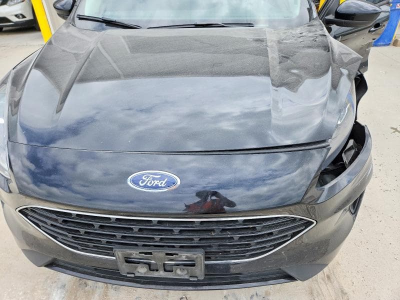 2022 FORD ESCAPE SE 11