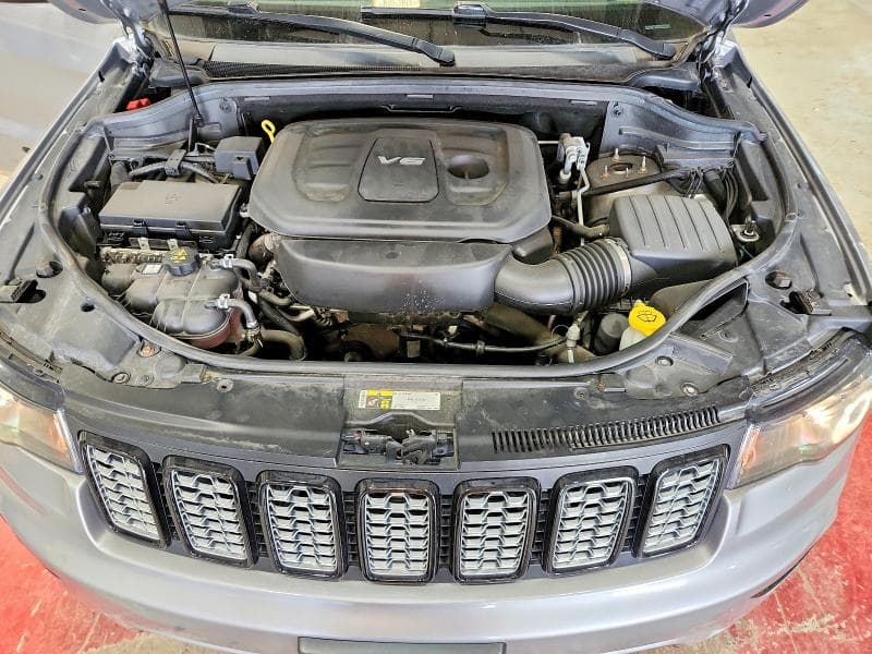 2017 JEEP GRAND CHEROKEE LAREDO 11