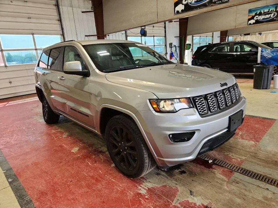 2017 JEEP GRAND CHEROKEE LAREDO 4