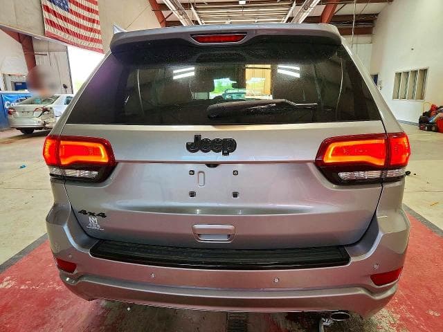 2017 JEEP GRAND CHEROKEE LAREDO 6