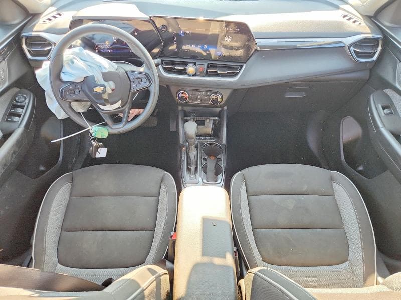 2025 CHEVROLET TRAILBLAZER LS 8