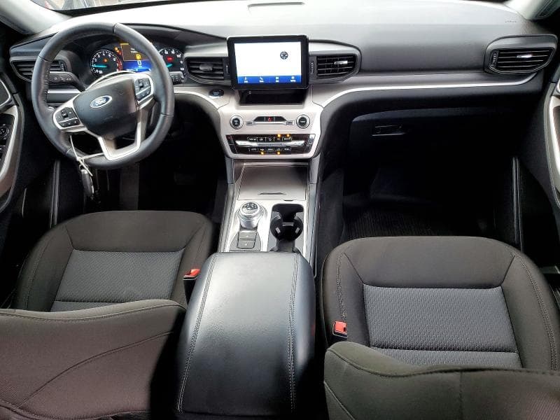 2024 FORD EXPLORER XLT 8