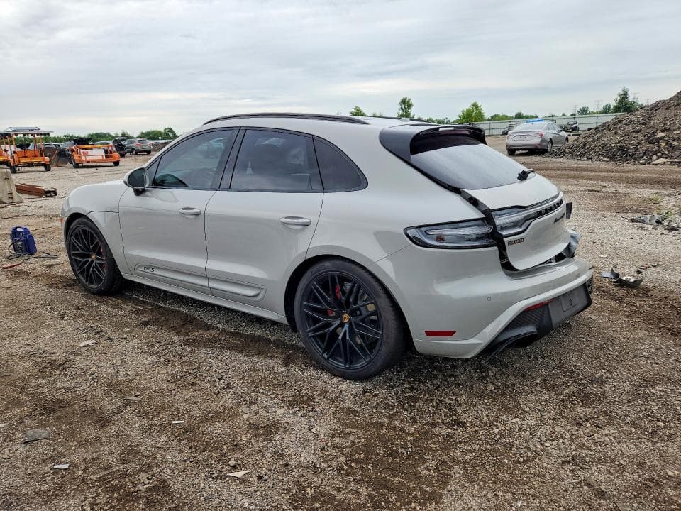 2023 PORSCHE MACAN GTS 2