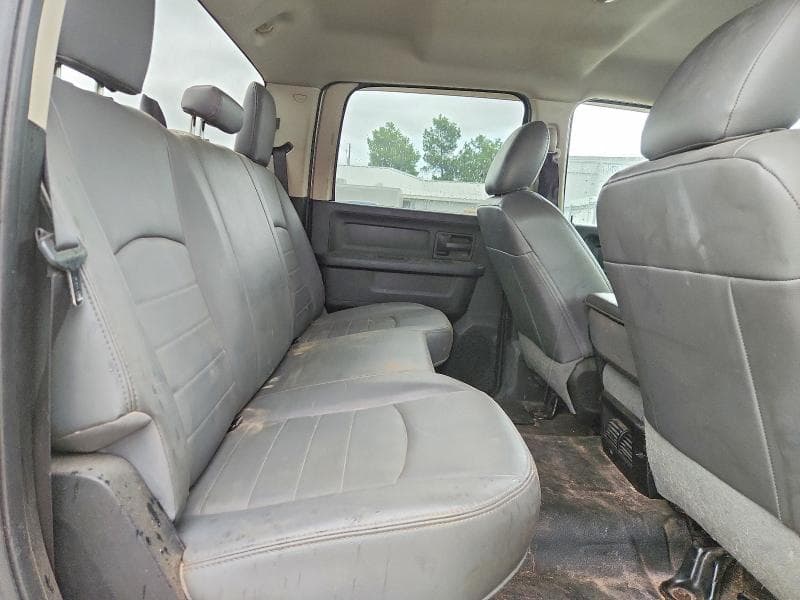 2018 RAM 2500 ST ST 10