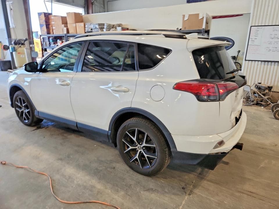 2016 TOYOTA RAV4 SE SE 2