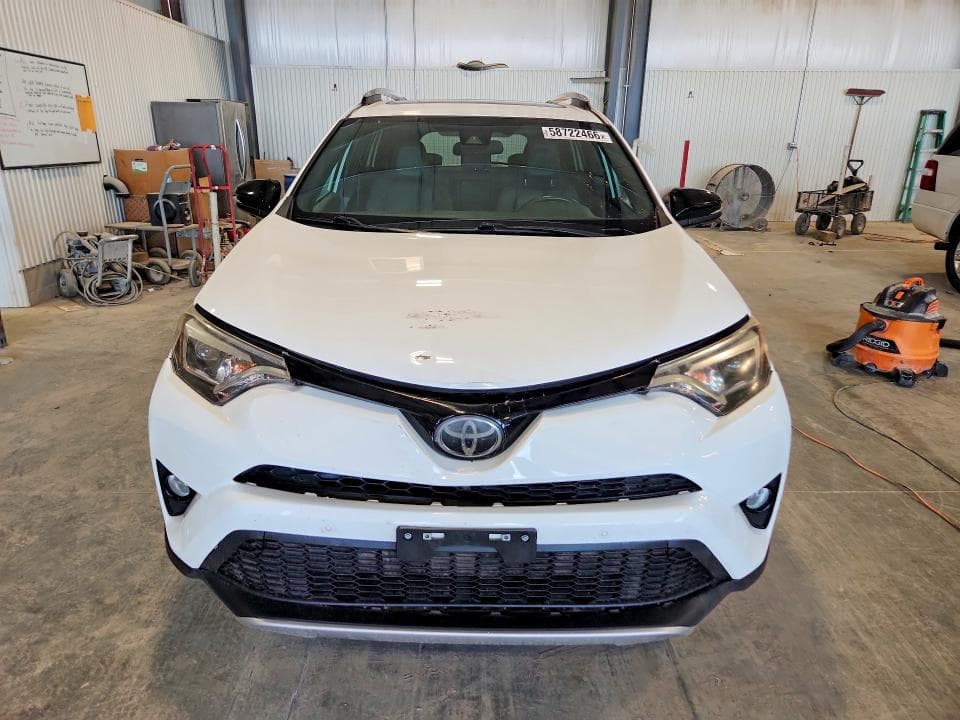 2016 TOYOTA RAV4 SE SE 5