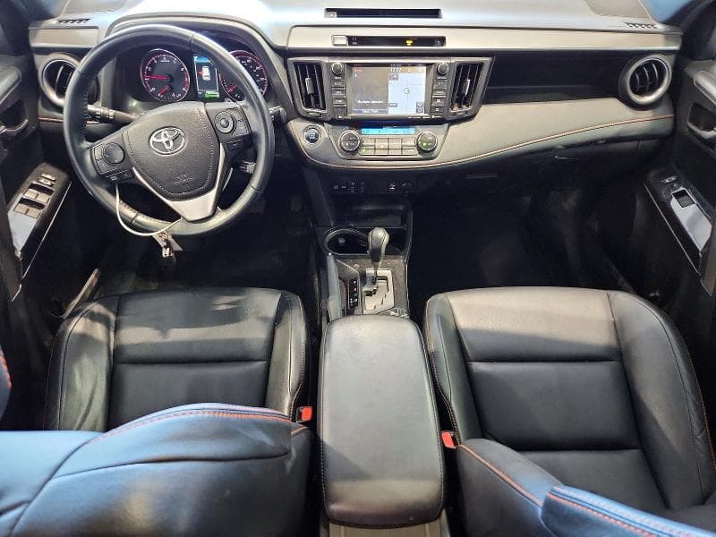 2016 TOYOTA RAV4 SE SE 8