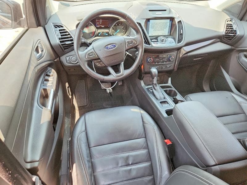 2017 FORD ESCAPE TITANIUM 8