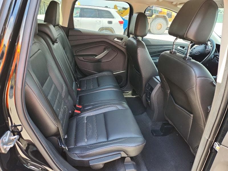 2017 FORD ESCAPE TITANIUM 10
