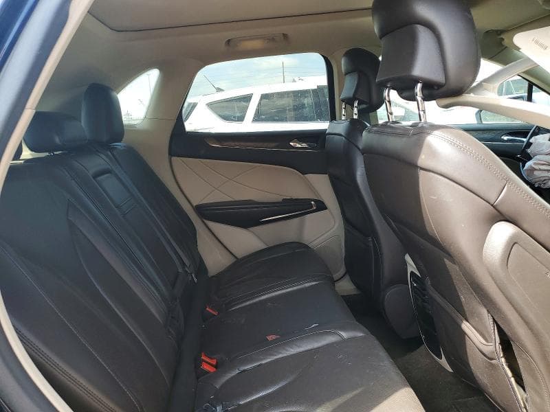 2017 LINCOLN MKC RESERVE 11