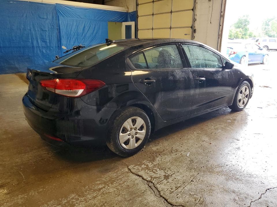 2017 KIA FORTE LX 3