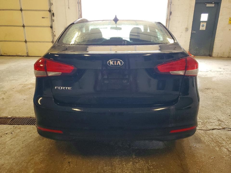 2017 KIA FORTE LX 6