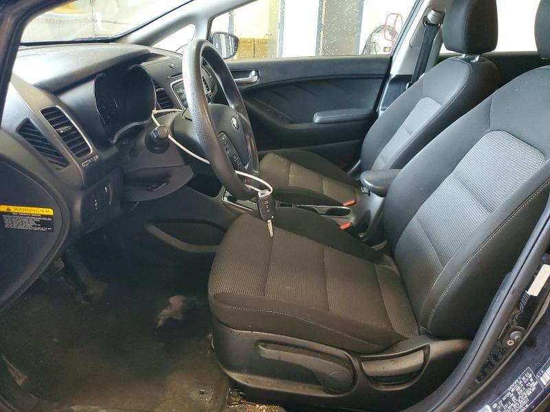 2017 KIA FORTE LX 7
