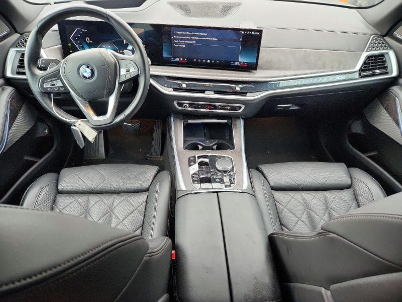 2025 BMW X5 XDRIVE50E 8