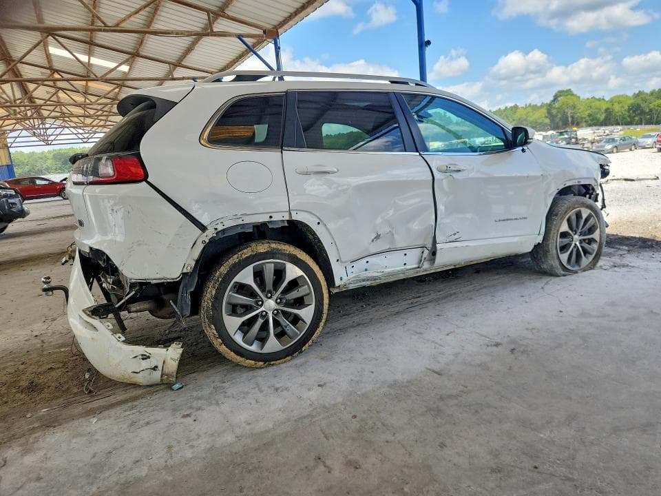 2019 JEEP CHEROKEE OVERLAND 3