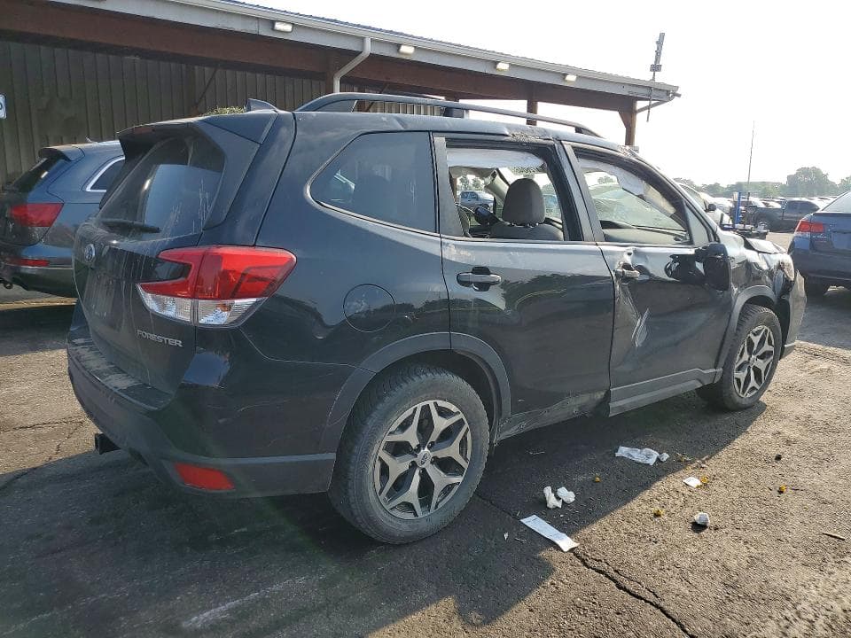 2021 SUBARU FORESTER PREMIUM 3