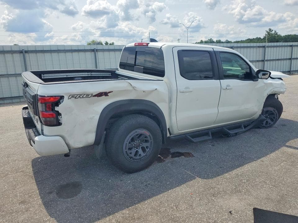 2026 NISSAN FRONTIER PRO-4X 3