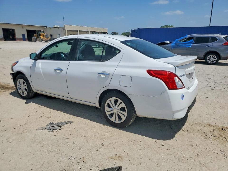 2019 NISSAN VERSA SV 2