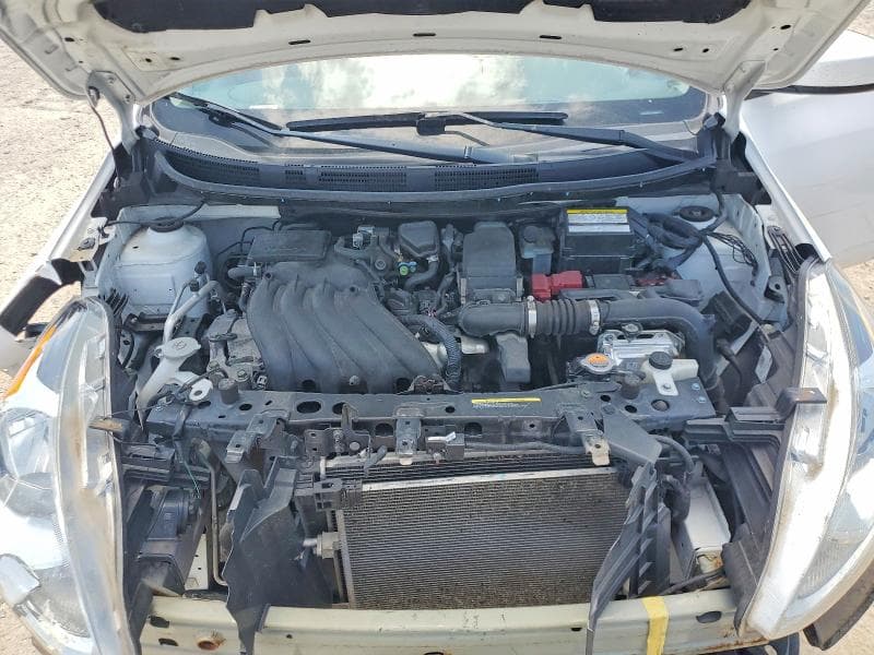 2019 NISSAN VERSA SV 11