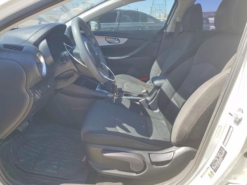 2022 KIA FORTE FE 7