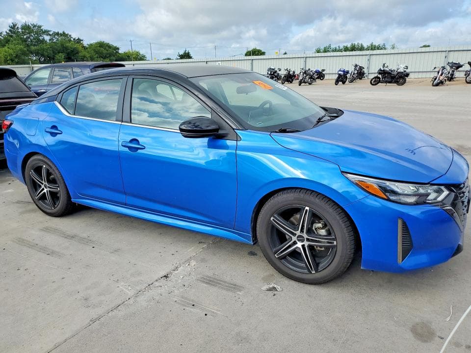 2024 NISSAN SENTRA SR SR 4