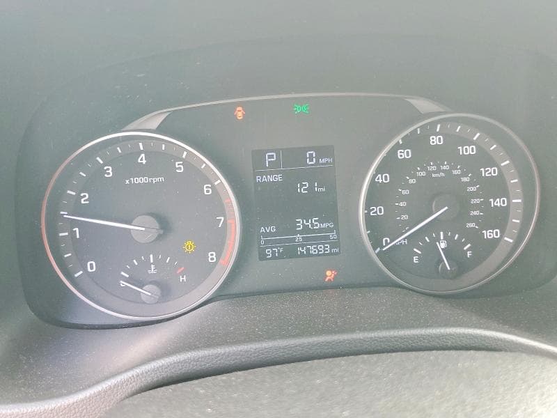 2017 HYUNDAI ELANTRA SE SE 9