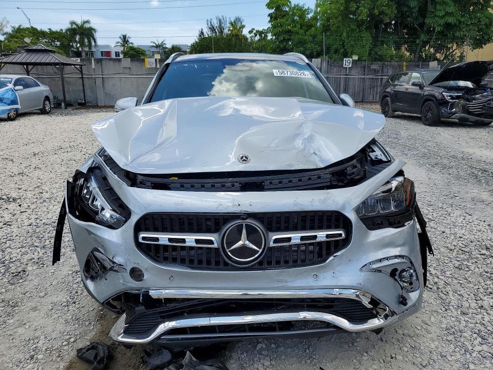 2026 MERCEDES-BENZ GLA 250 5