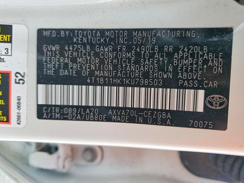 2019 TOYOTA CAMRY XLE 13