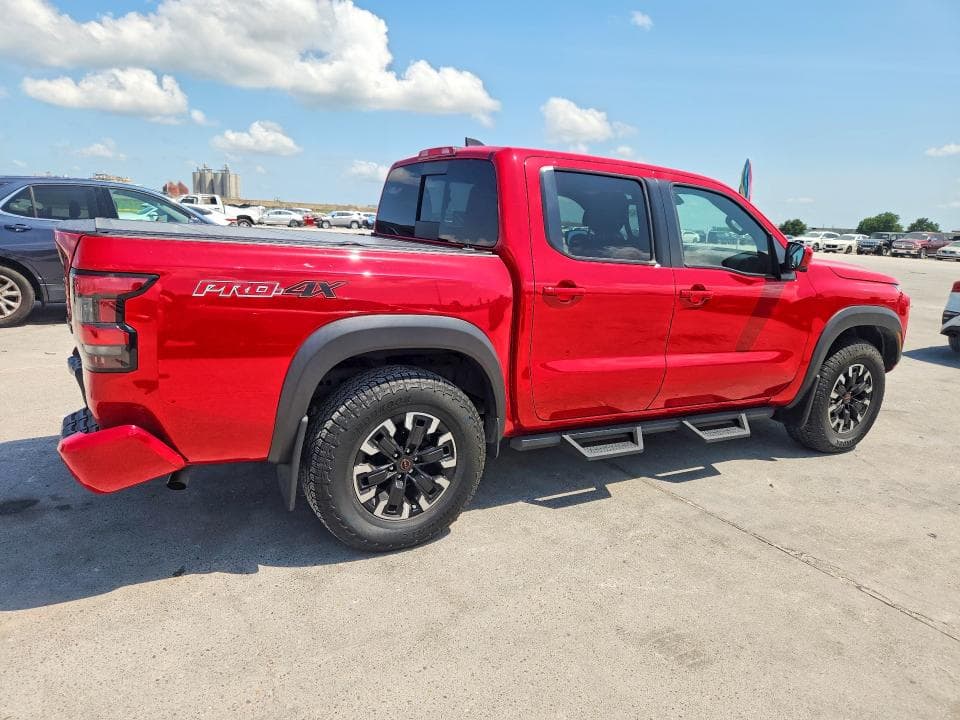 2023 NISSAN FRONTIER PRO-4X 3