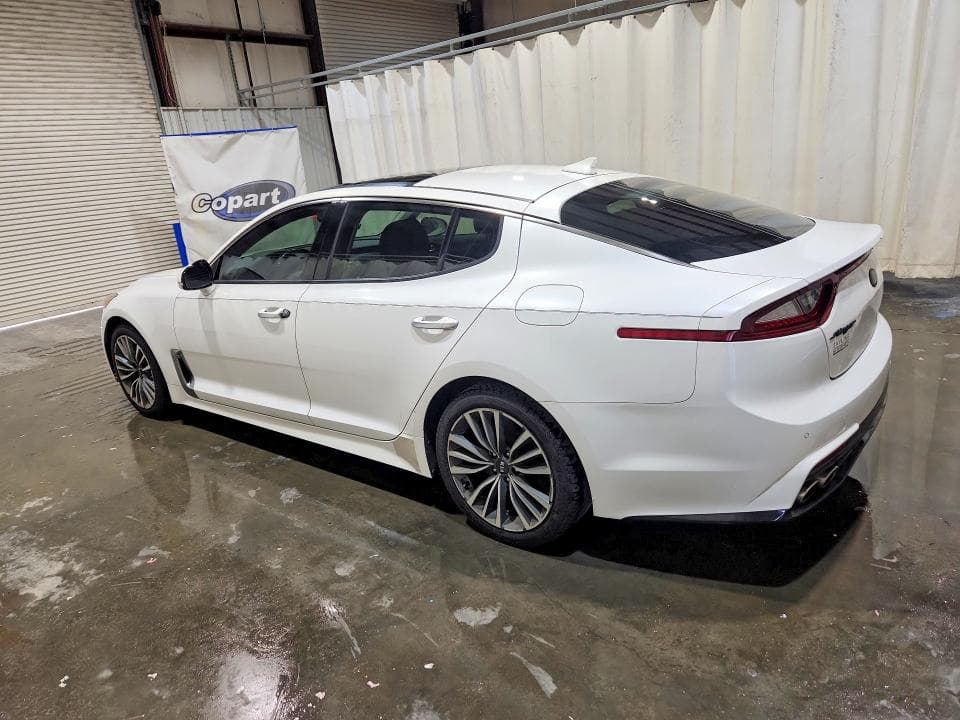 2018 KIA STINGER PREMIUM 2