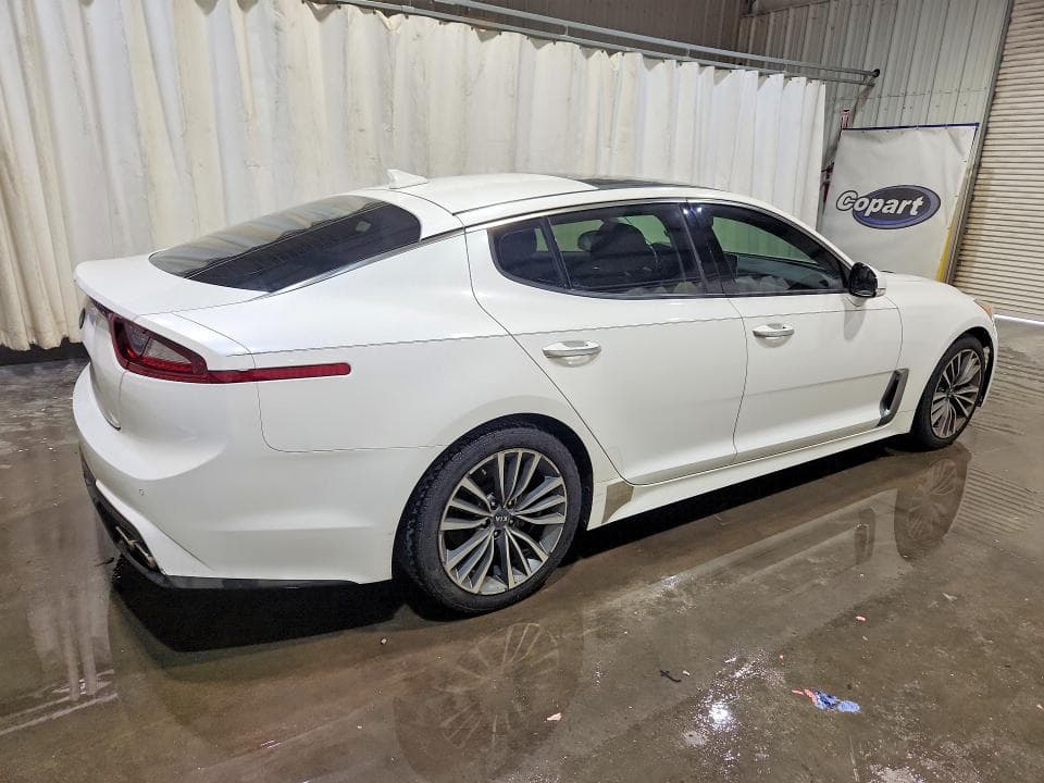 2018 KIA STINGER PREMIUM 3