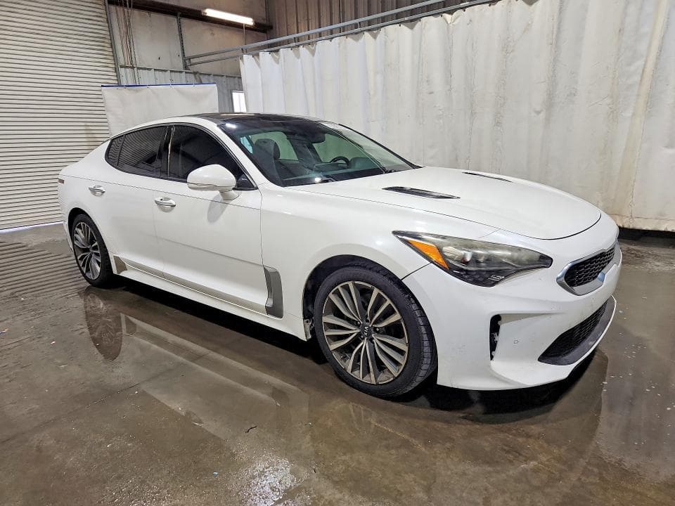 2018 KIA STINGER PREMIUM 4