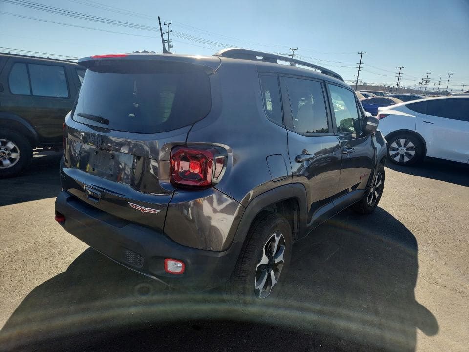 2021 JEEP RENEGADE TRAILHAWK 3