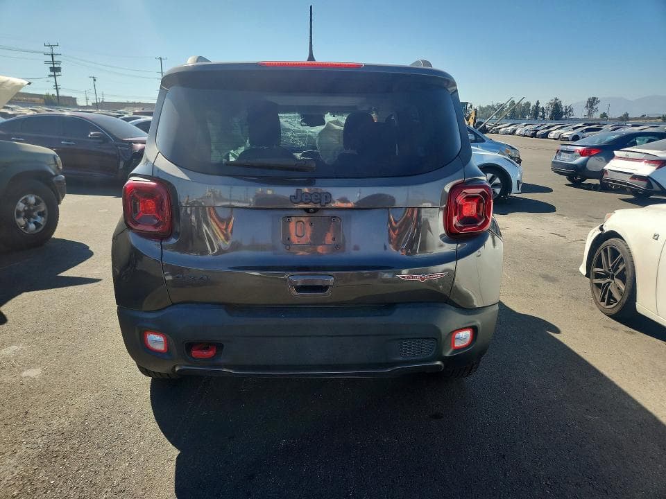 2021 JEEP RENEGADE TRAILHAWK 6