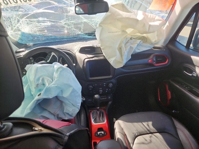 2021 JEEP RENEGADE TRAILHAWK 8