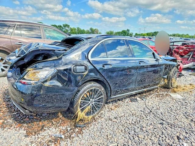 2020 MERCEDES-BENZ C 300 3
