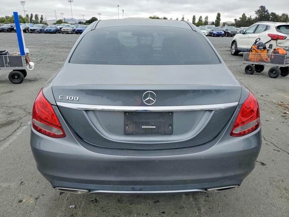 2018 MERCEDES-BENZ C 300 6
