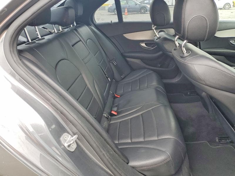 2018 MERCEDES-BENZ C 300 10
