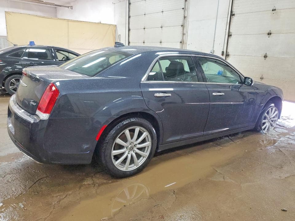 2019 CHRYSLER 300 LIMITED LIMITED 4