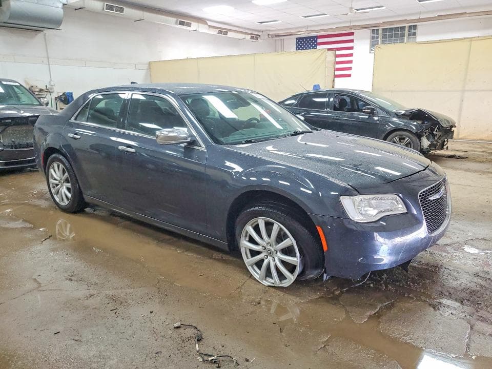 2019 CHRYSLER 300 LIMITED LIMITED 5