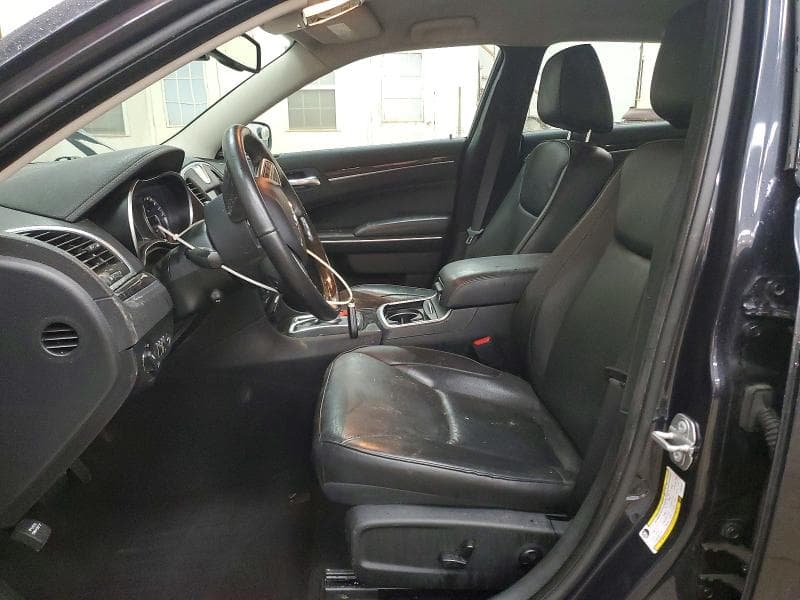 2019 CHRYSLER 300 LIMITED LIMITED 8