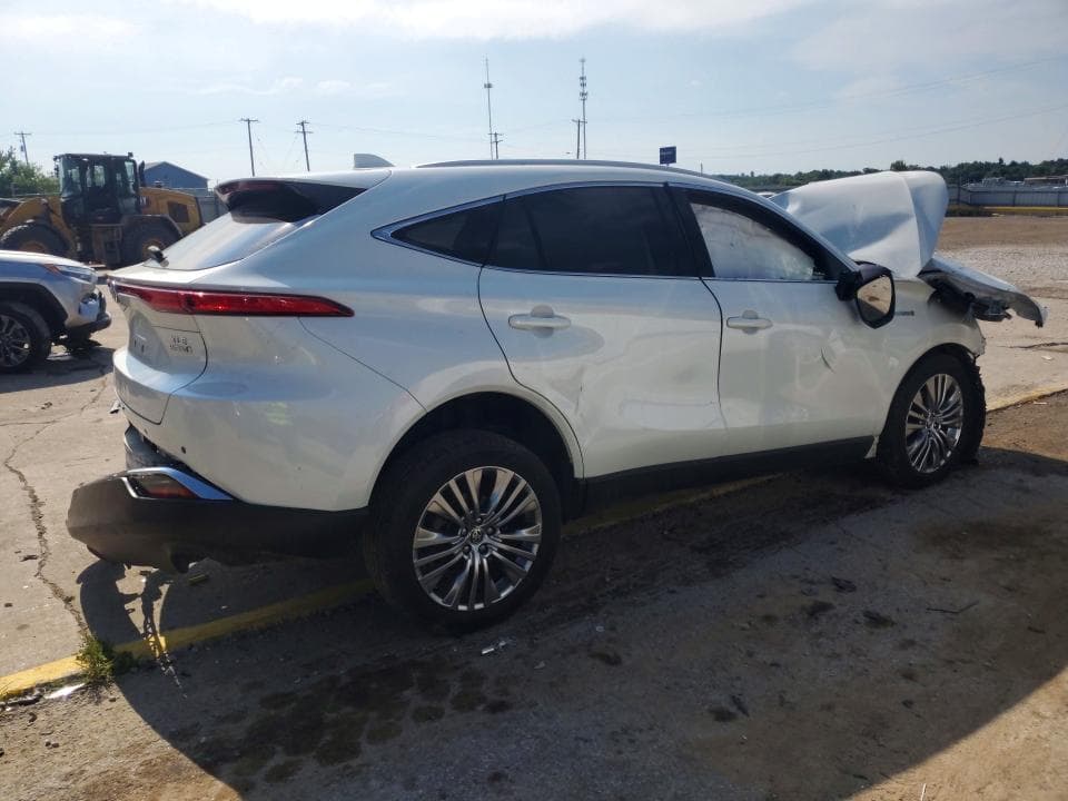 2021 TOYOTA VENZA XLE 3