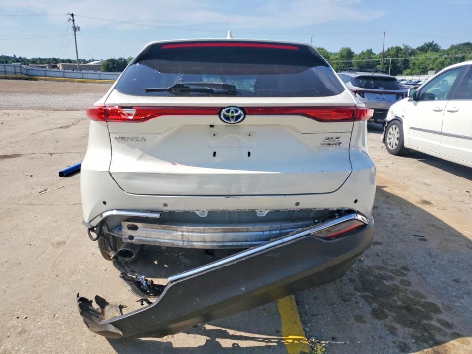 2021 TOYOTA VENZA XLE 6