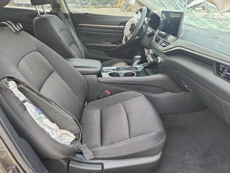 2023 NISSAN ALTIMA SV 7