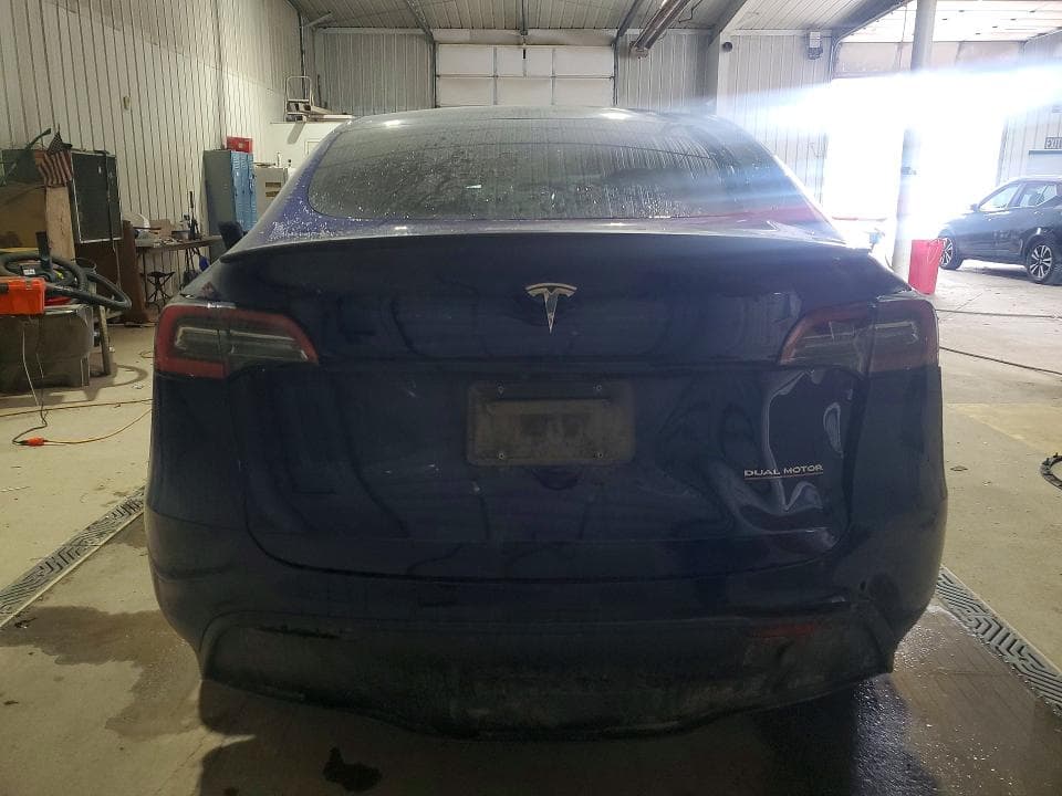 2022 TESLA MODEL Y 6
