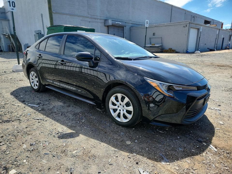 2026 TOYOTA COROLLA LE 4