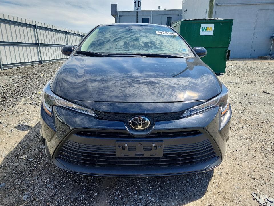 2026 TOYOTA COROLLA LE 5