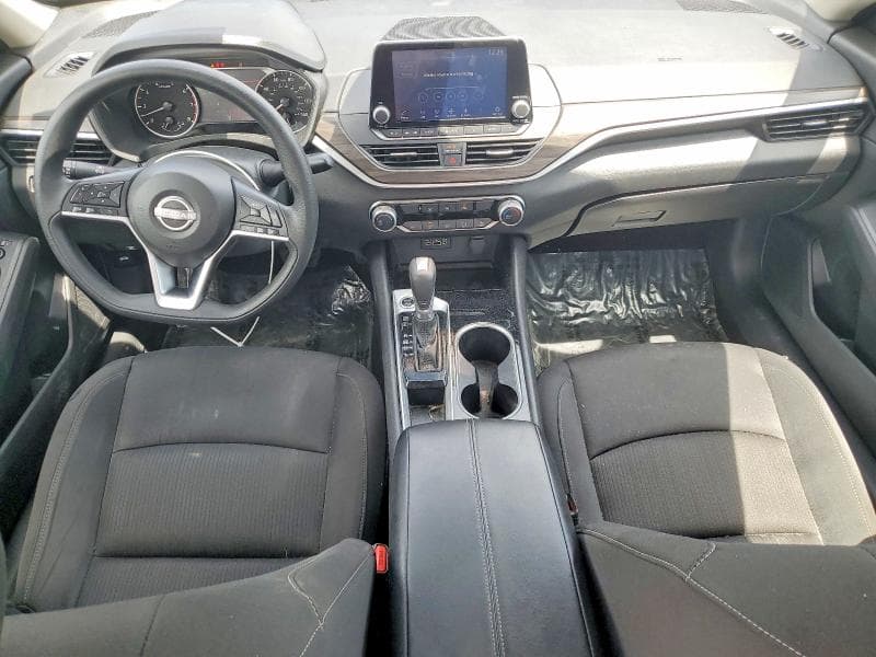2024 NISSAN ALTIMA SV 8