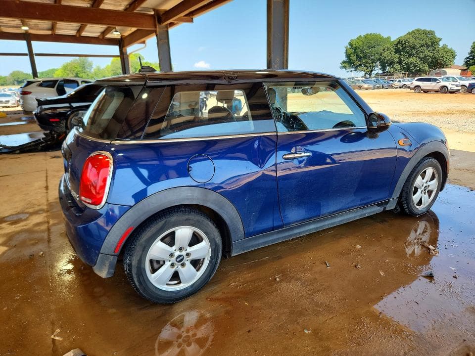 2017 MINI COOPER 3